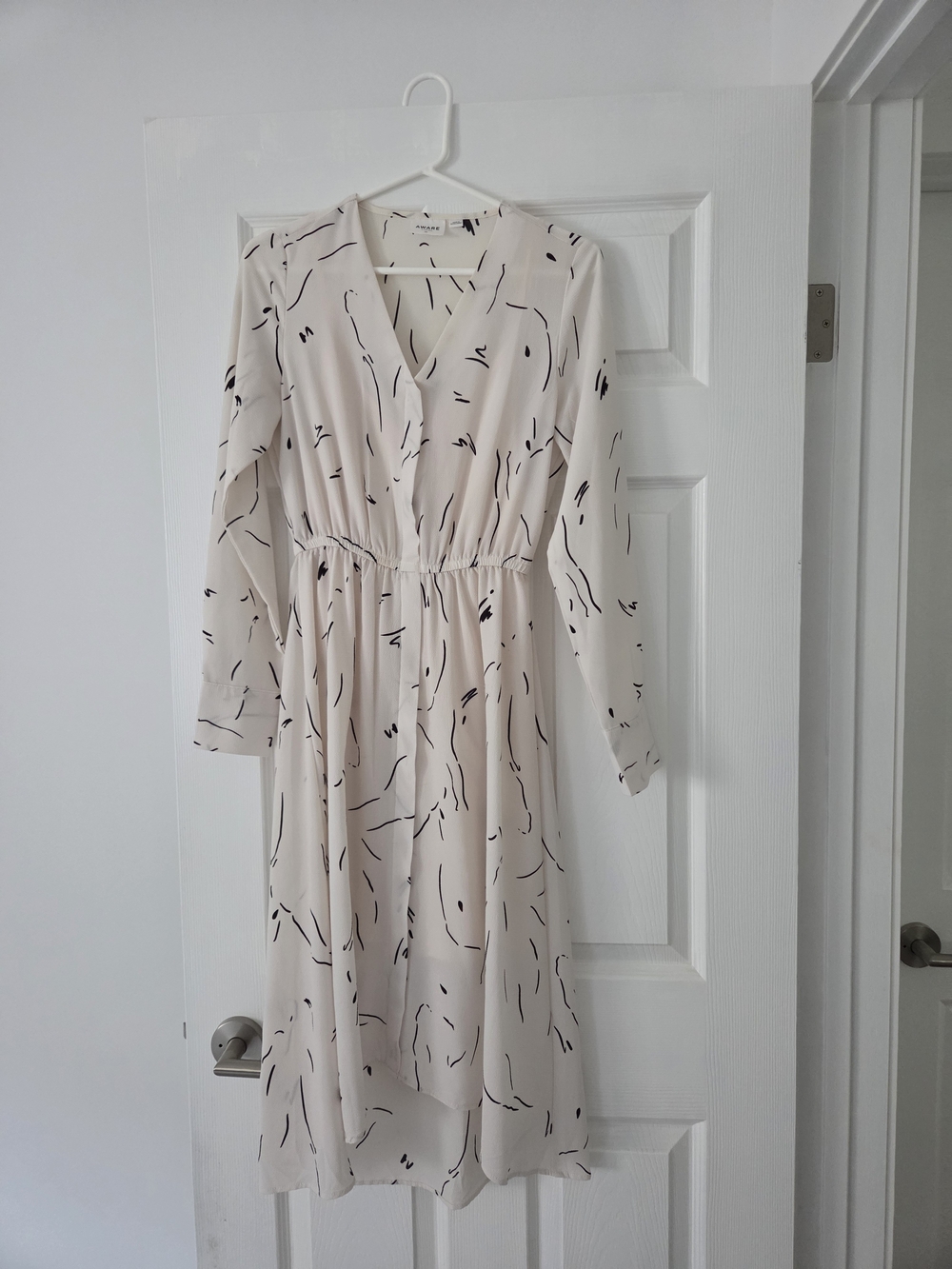 Vero Moda Cream Abstract Print Long Sleeve Wrap Dress